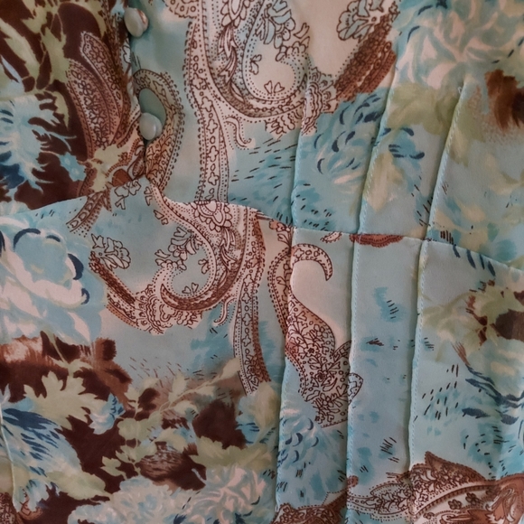 3 piece set. Top, tank and skirt - Picture 4 of 6